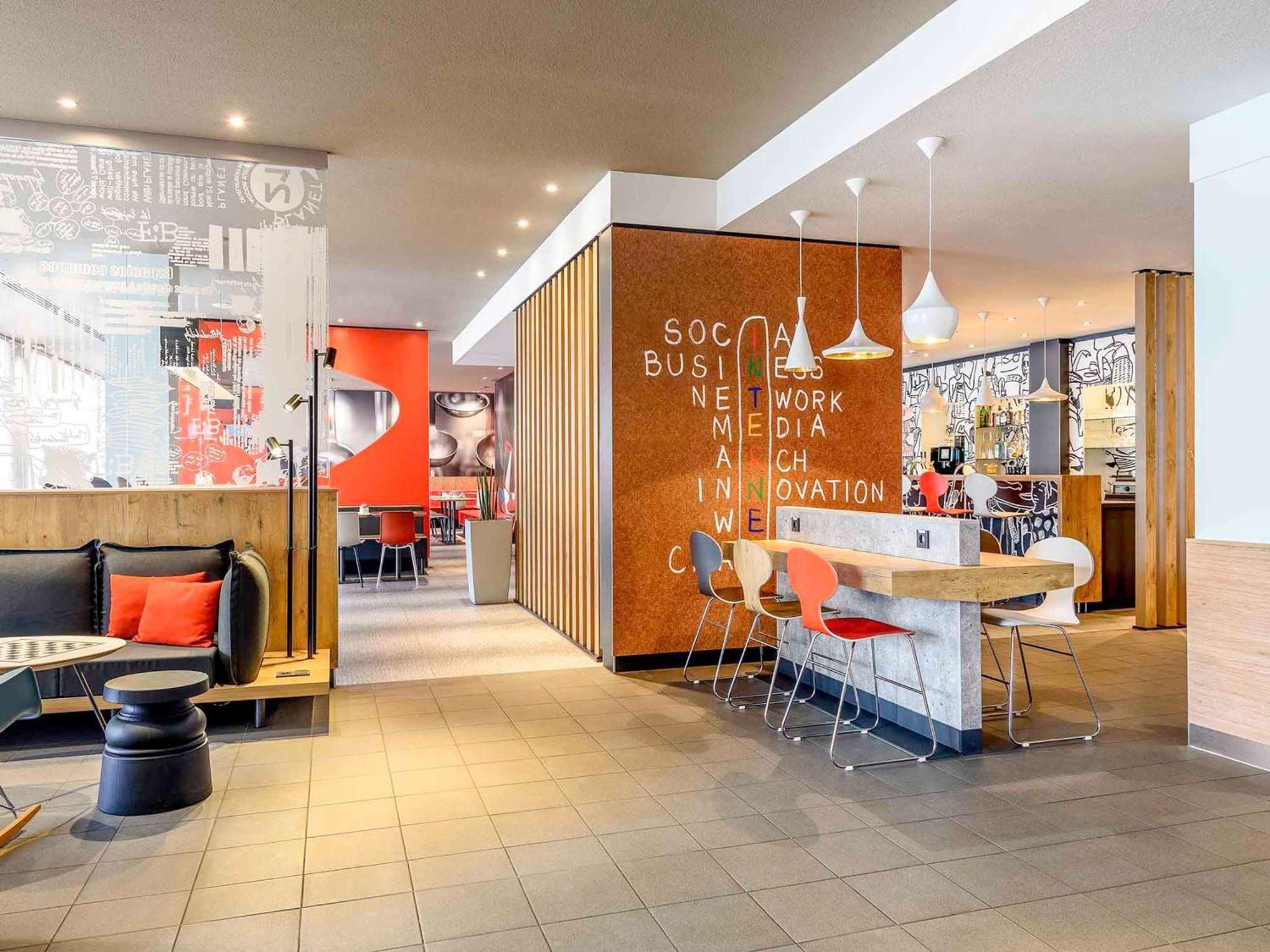 Ibis Am Plaerrer Hotel
